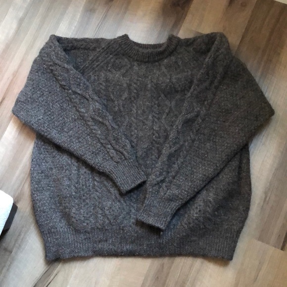 Oversized wool sweater - Picture 2 of 12
